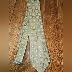 Michael Kors Elegant Green Patterned Men's Tie
